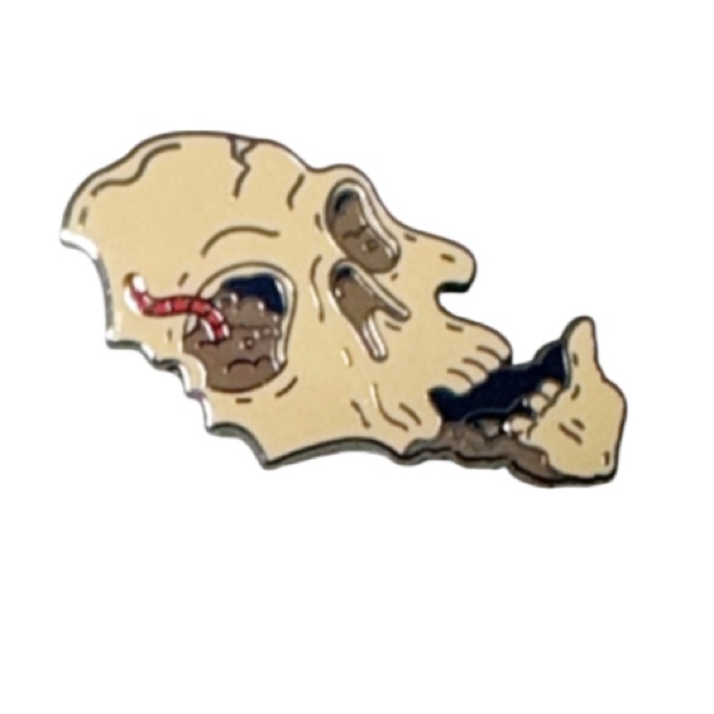 Rotten worm eye decomposing skull silver enamel lapel pin